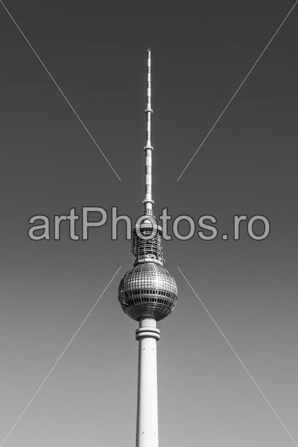 Berlin – The Fernsehturm - artPhotos.ro