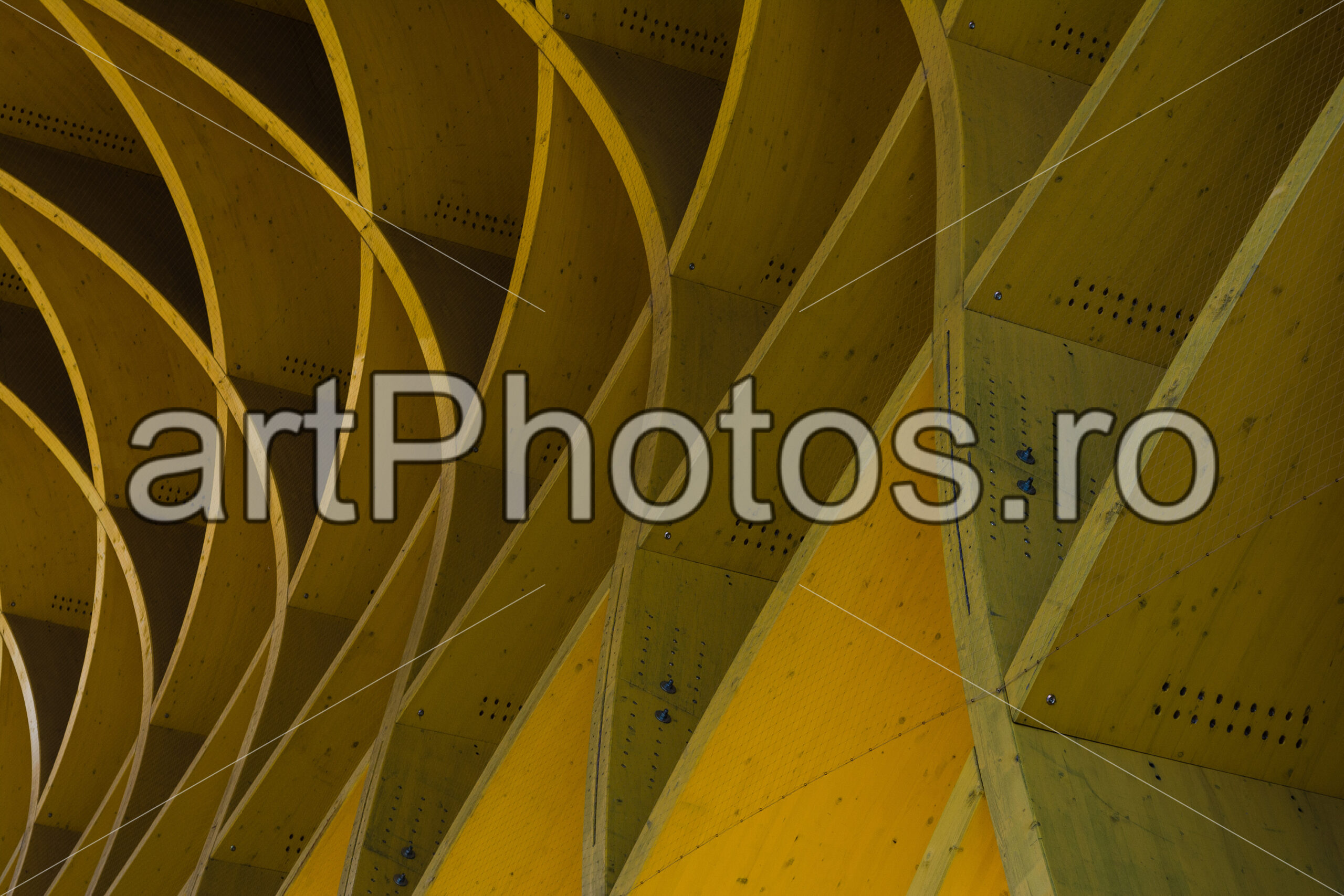 Yellow – Vienna United Nations Office - artPhotos.ro Yellow – Vienna United Nations Office - artPhotos.ro